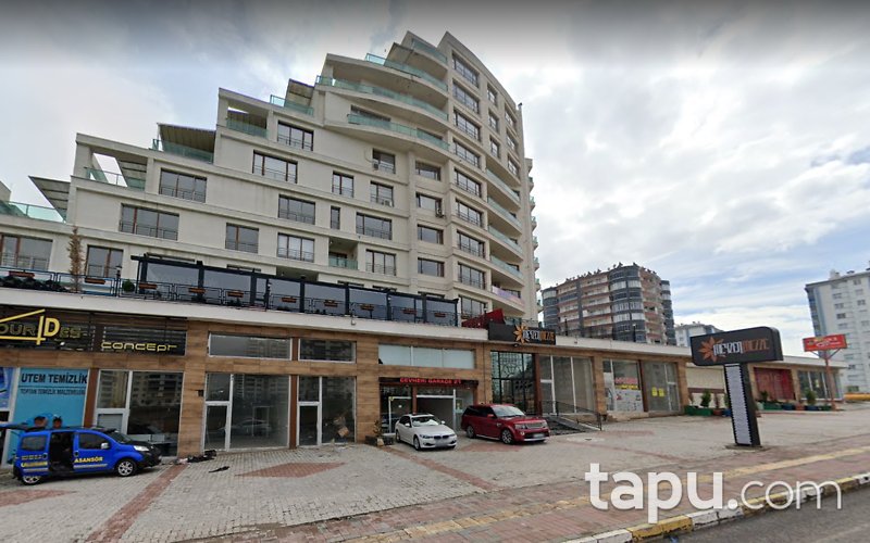 Diyarbakır Kayapınar'da 146 m2 Depolu Dükkan