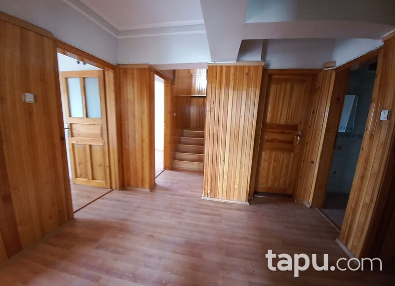 Mamak Şahintepe Mahallesi'nde 275 m2 Çatı Katı Daire