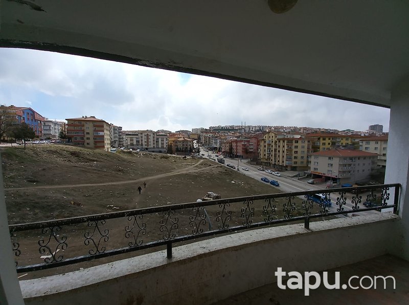 Mamak Şahintepe Mahallesi'nde 275 m2 Çatı Katı Daire