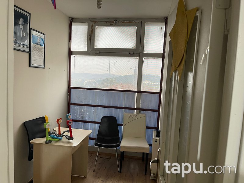 Arnavutköy 315 m2 Geniş Kullanımlı Ofis
