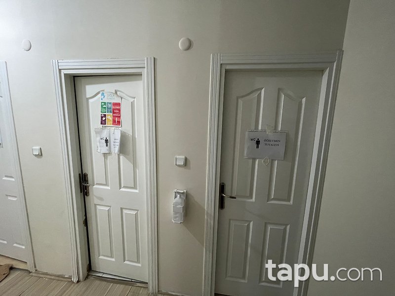 Arnavutköy 315 m2 Geniş Kullanımlı Ofis