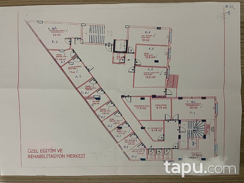 Arnavutköy 315 m2 Geniş Kullanımlı Ofis