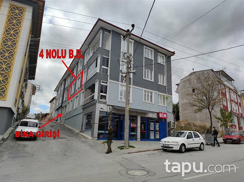 Kütahya Merkezde Cadde Yakın Ara Kat Daire