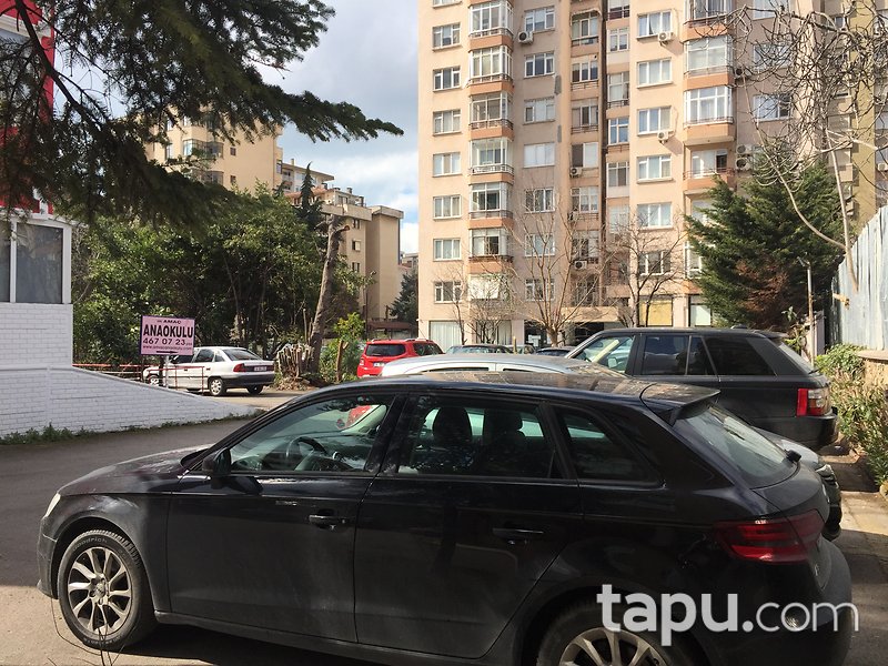 Göztepe Marmaray'a Yürüme Mesafesinde Cadde Üzeri Kiracılı Daire