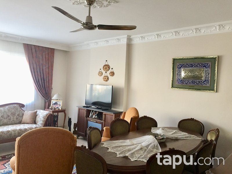 Göztepe Marmaray'a Yürüme Mesafesinde Cadde Üzeri Kiracılı Daire