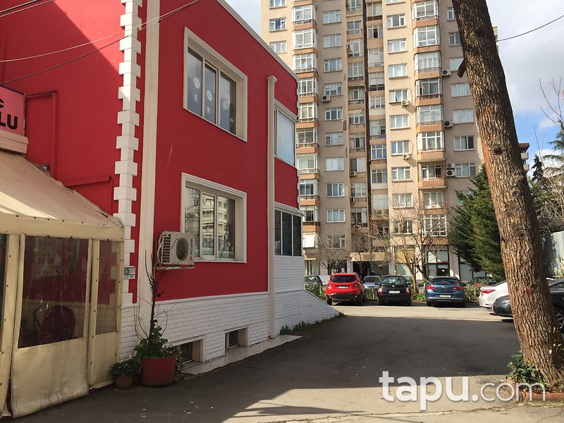 Göztepe Marmaray'a Yürüme Mesafesinde Cadde Üzeri Kiracılı Daire