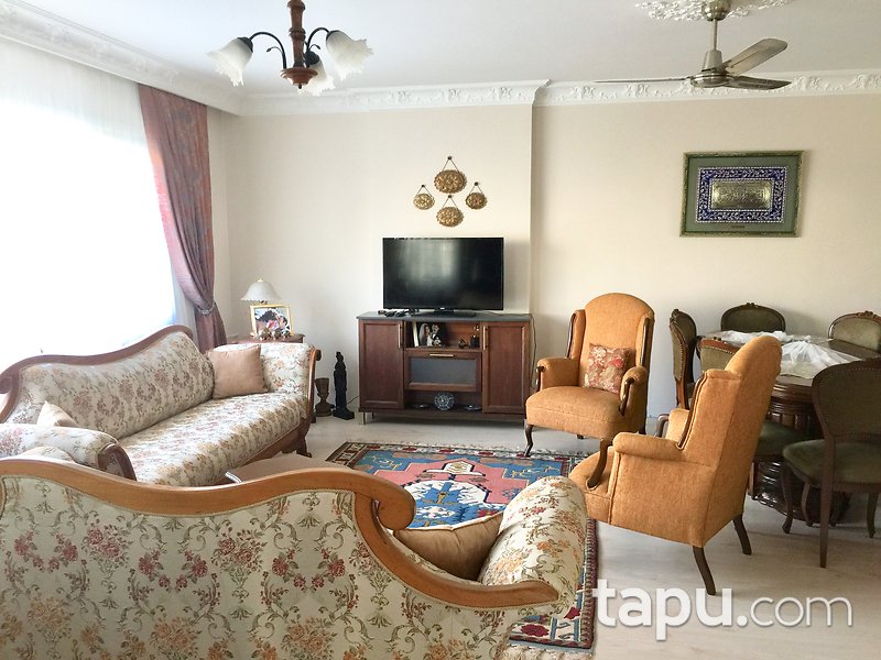 Göztepe Marmaray'a Yürüme Mesafesinde Cadde Üzeri Kiracılı Daire