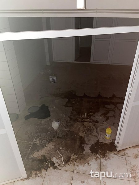 Denizli Pamukkale'de 166 m2 İskanlı Asma Katlı Dükkan