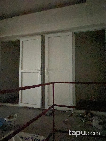 Denizli Pamukkale'de 166 m2 İskanlı Asma Katlı Dükkan