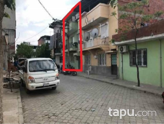 Manisa Turgutlu Atatürk Mahallesi'nde 381 m2 Bina