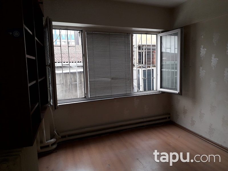 Bakırköy Cemal İş Hanı'nda 22 m2 Büro