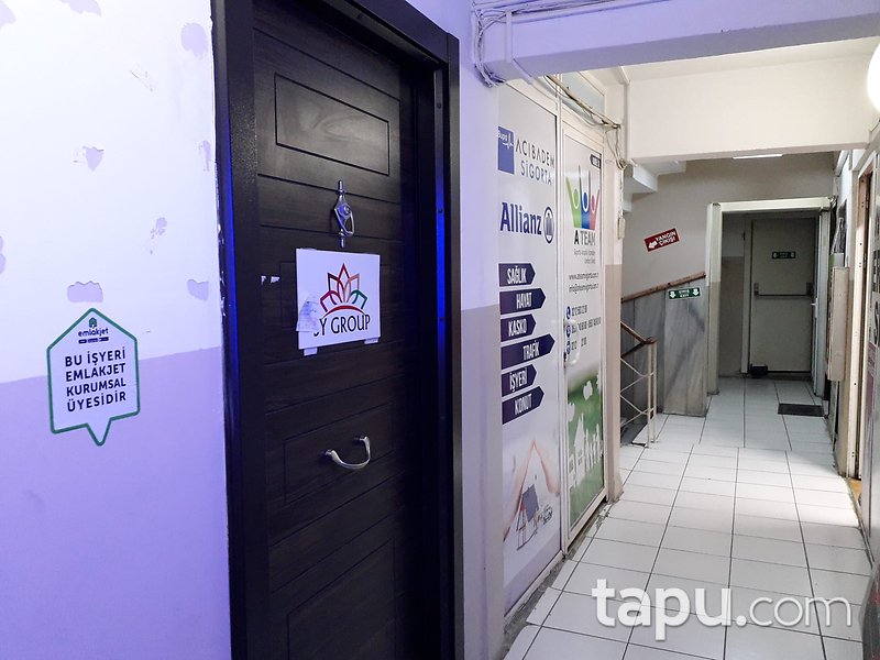 Bakırköy Cemal İş Hanı'nda 22 m2 Büro