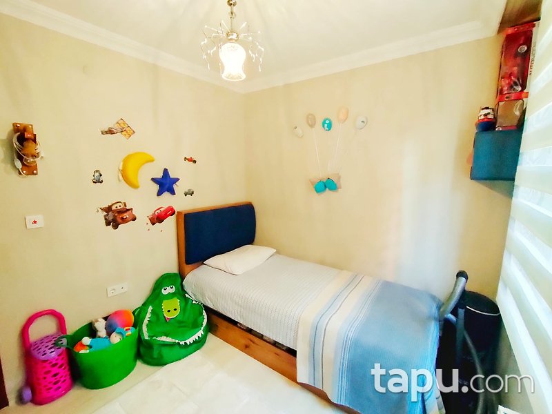 Ümraniye'de Muhteşem Konumda 2+1 Daire Fırsatı