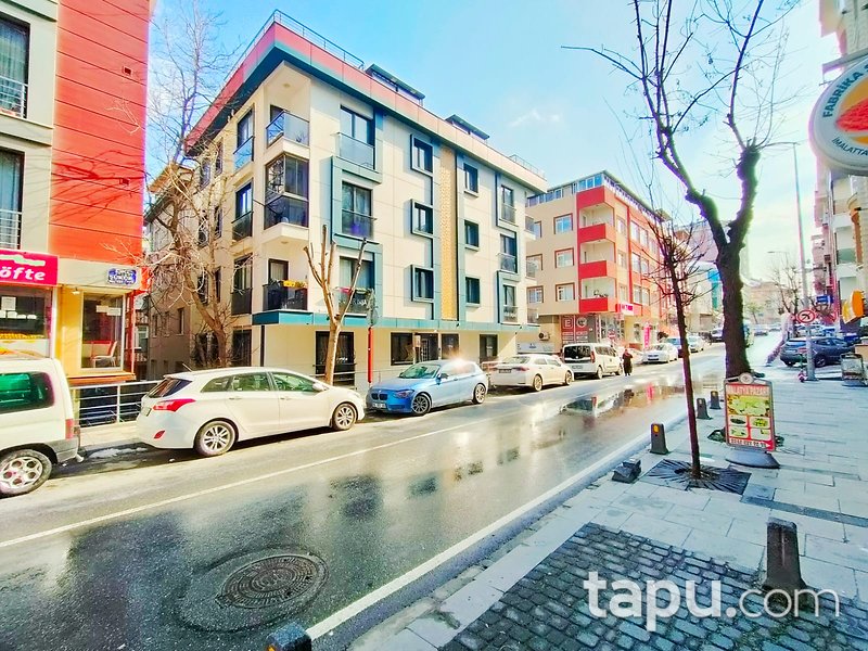 Ümraniye'de Muhteşem Konumda 2+1 Daire Fırsatı