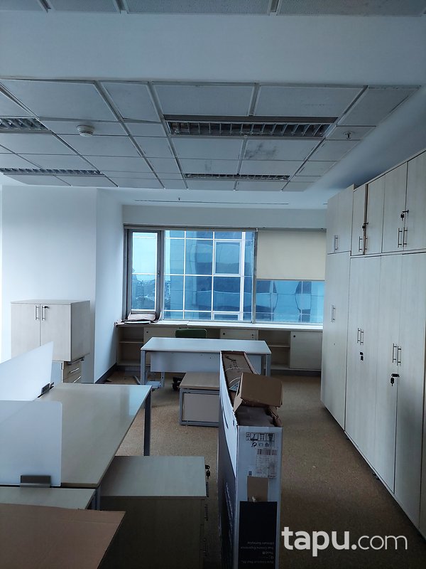 Levent Metrocity'de Prestijli Kiralık Ofis