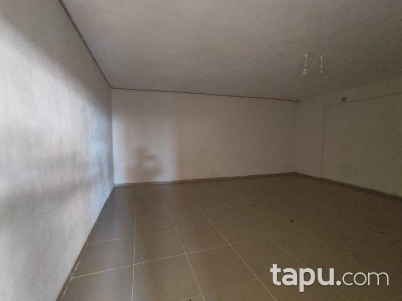 Hatay Hassa'da Geniş Kullanımlı, Depolu Dükkan