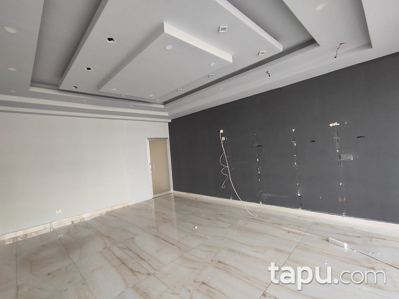 Hatay Hassa'da Geniş Kullanımlı, Depolu Dükkan