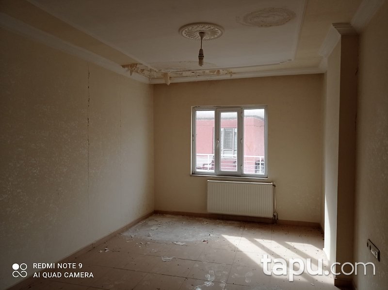 Siirt Kurtalan Tekel Mahallesinde 155 m2 3+1 Daire