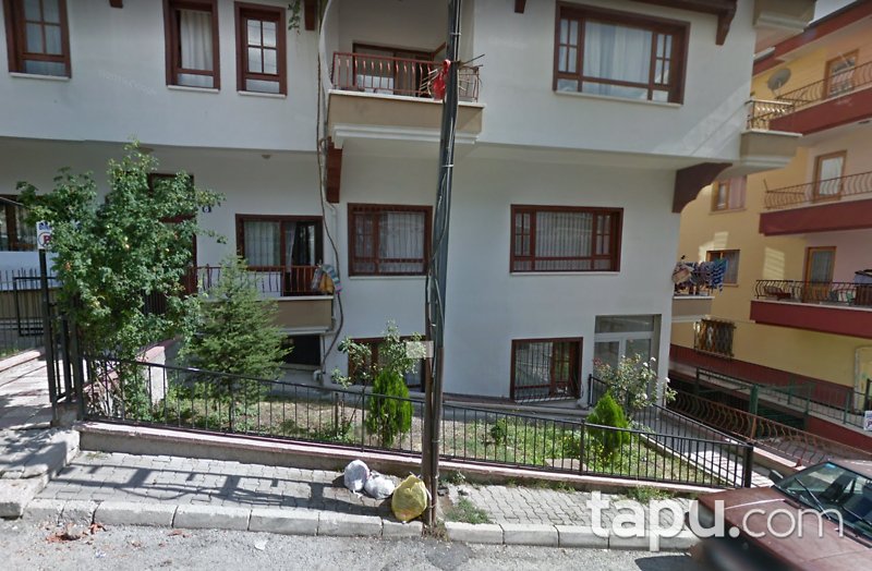 Ankara Keçiören'de Ana Caddeye Yakın Depolu Dükkan