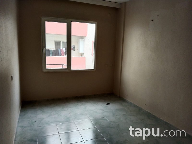 Manisa Turgutlu Atatürk Mahallesi'nde 381 m2 Bina