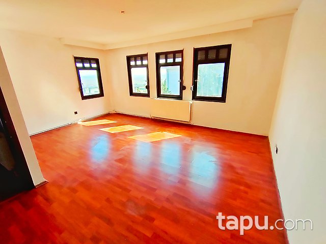 Bahçeşehir Badem Villaları'nda E Tipi 5+2 350 m2 Villa