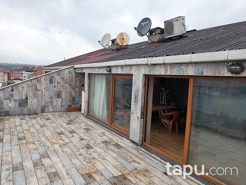 Komple Haliç Manzaralı Bakımlı Geniş Çatı Dubleks Daire