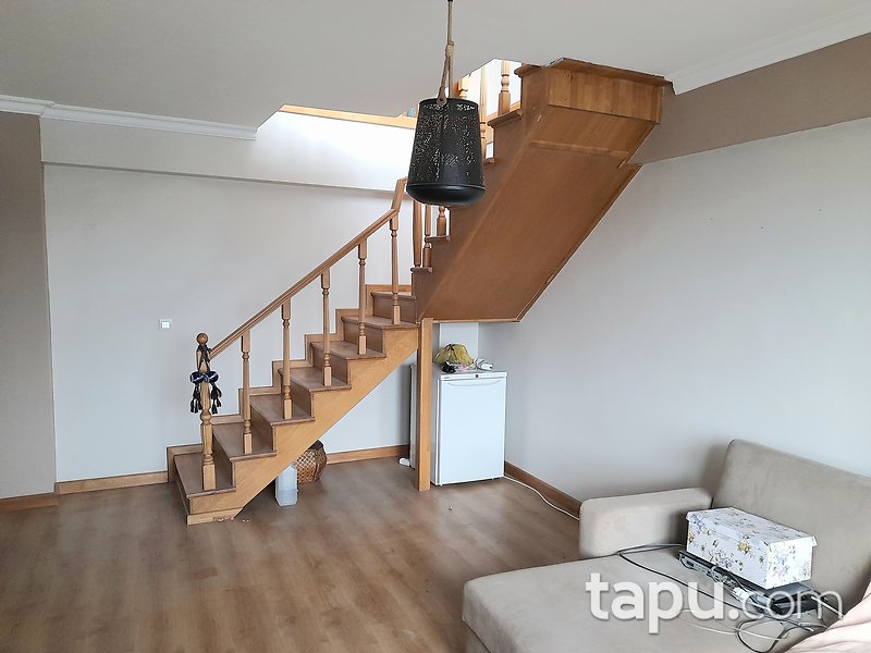 Komple Haliç Manzaralı Bakımlı Geniş Çatı Dubleks Daire