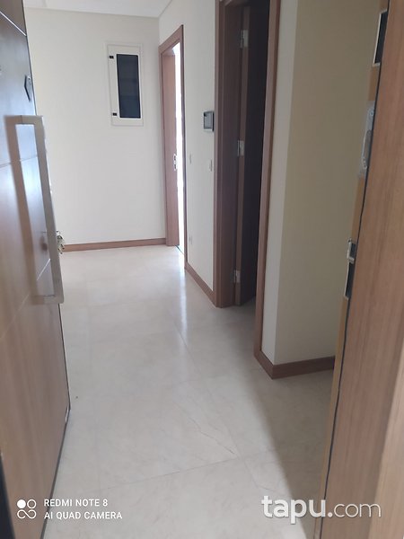 Zeytinburnu Loca Mahal Sitesinde Kaçırılamayacak Fırsatta 2+1 Lüks Daire