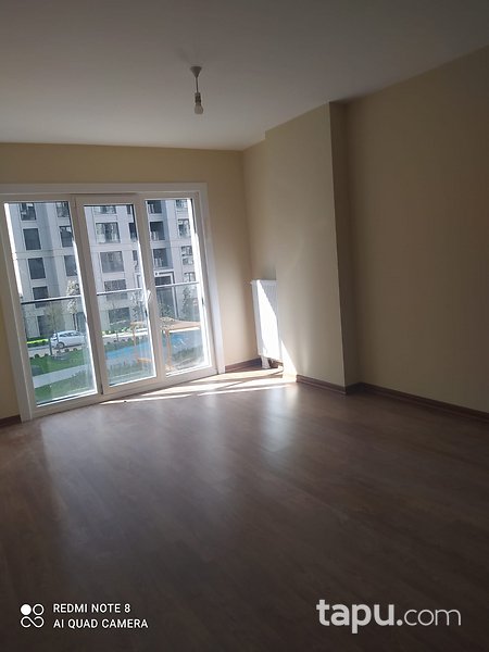 Zeytinburnu Loca Mahal Sitesinde Kaçırılamayacak Fırsatta 2+1 Lüks Daire
