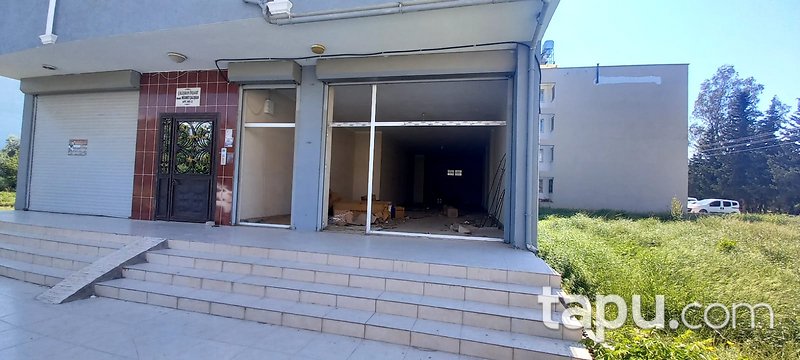 Hatay Arsuz'da Geniş Kullanımlı Dükkan