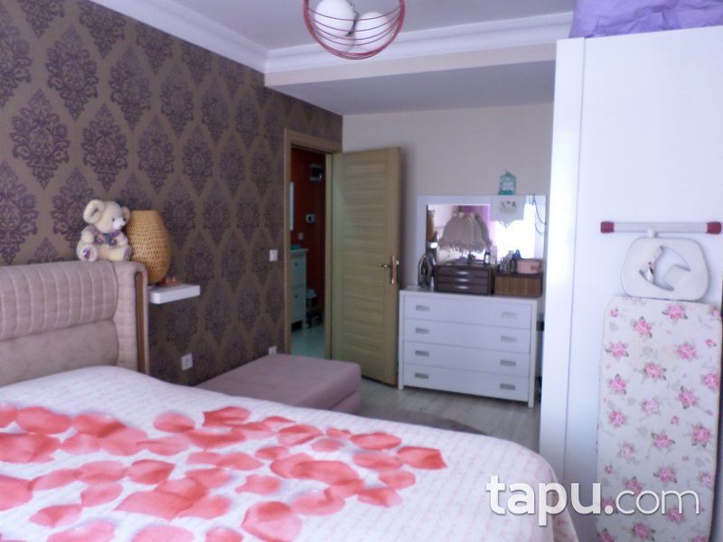 Esenyurt'ta Site İçerisinde 2+1 Daire