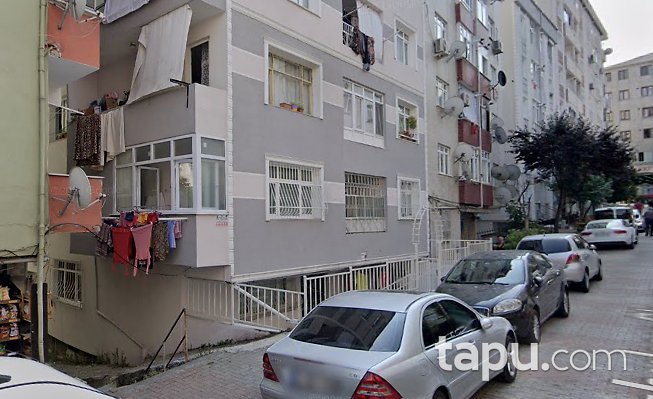 İstanbul Güngören Merkez'de 105 m2 Bahçe Katı 2+1 Daire