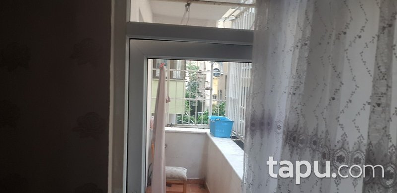 İstanbul Güngören Merkez'de 105 m2 Bahçe Katı 2+1 Daire