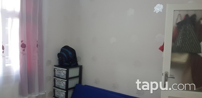 İstanbul Güngören Merkez'de 105 m2 Bahçe Katı 2+1 Daire