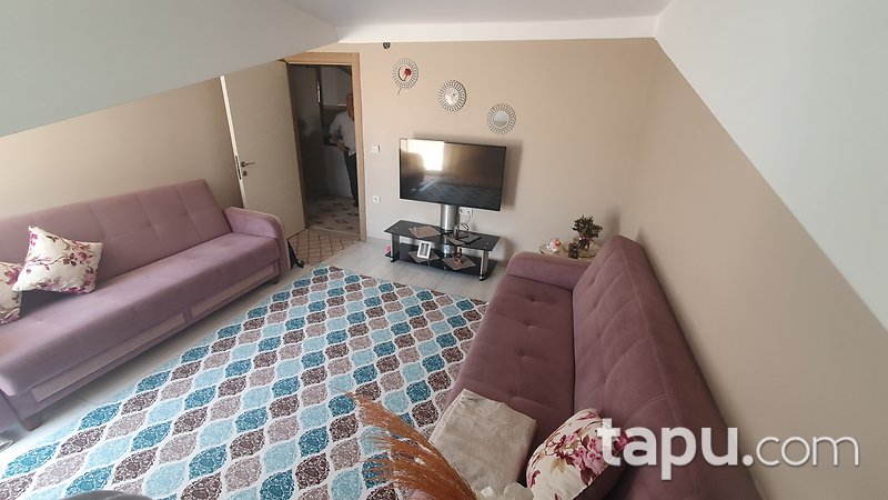 Küçükçekmece Halkalı'da Muhteşem Konumda 4+2 Dubleks Daire