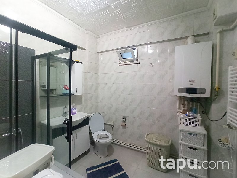 Ataşehirde Optimum AVM'ye Komşu Komple Bina