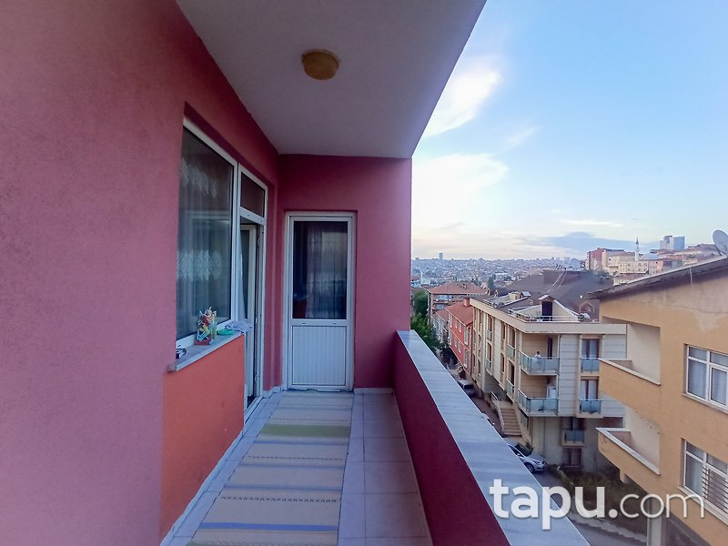 Ataşehirde Optimum AVM'ye Komşu Komple Bina