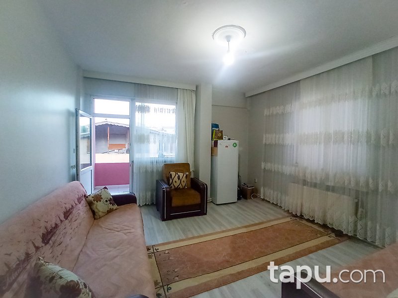 Ataşehirde Optimum AVM'ye Komşu Komple Bina