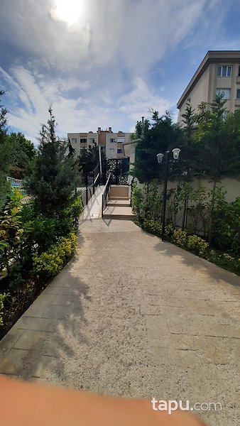 Pendik Dolayoba'da Geniş Ferah 3+1 Daire