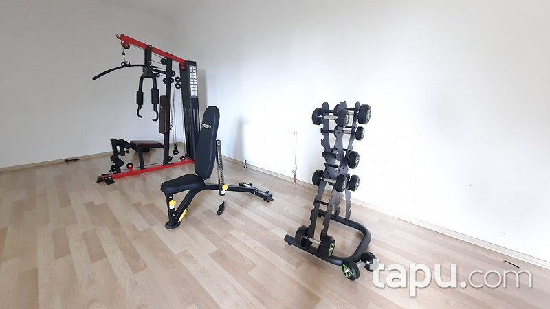 Pendik Dolayoba'da Geniş Ferah 3+1 Daire