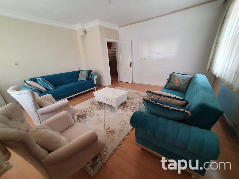 Kocaeli Darıca'da Geniş Kullanımlı Müstakil 6+3 Tripleks Villa