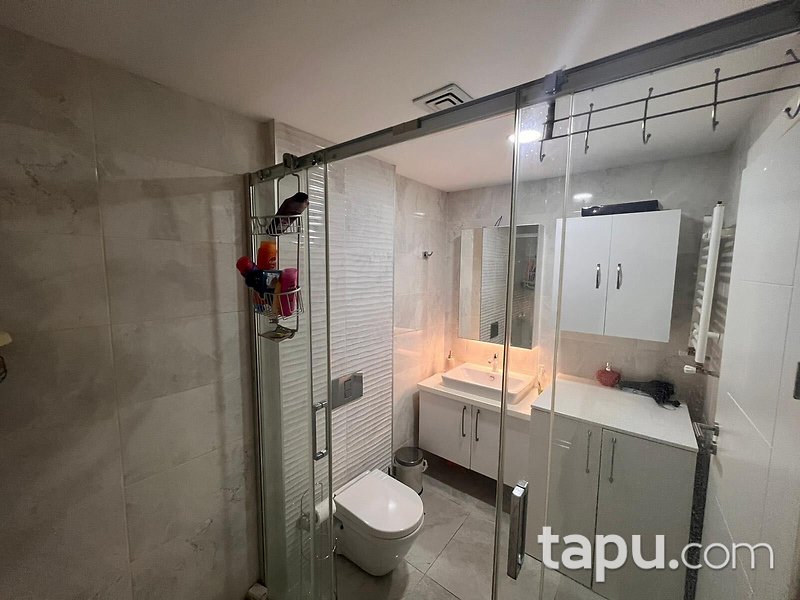 Kadıköy Göztepe'de İskanlı 2+1 Ferah Daire