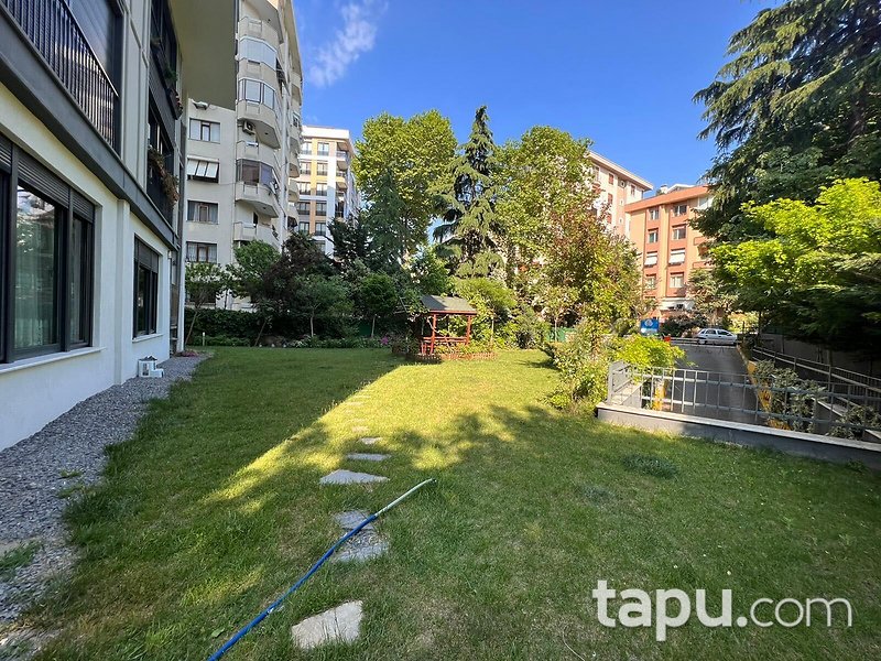 Kadıköy Göztepe'de İskanlı 2+1 Ferah Daire
