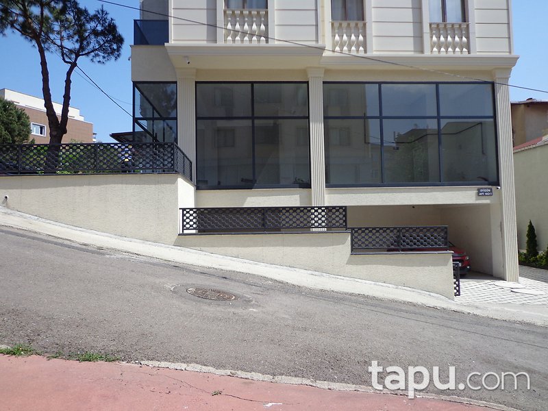 KİRALIK- Pendik Şeyhli 'de Depolu Dükkan