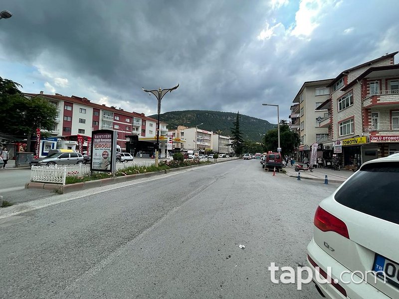 KİRALIK- Konya Akşehir'de Muhteşem Konumda 162 m2 Dükkan