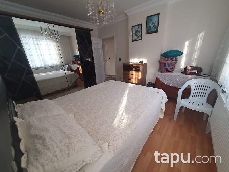 Maltepe Fındıklı'da Deniz Manzaralı 5+2 Çift Girişli Dubleks Daire