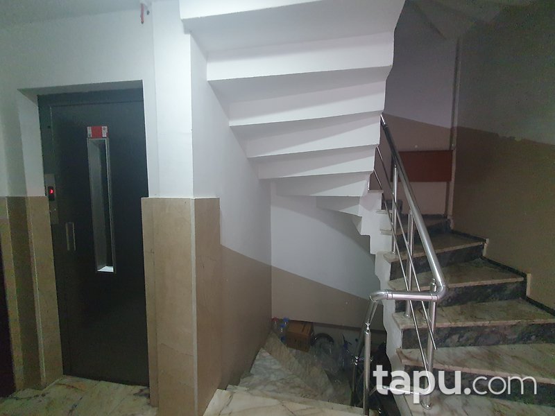 Maltepe Fındıklı'da Deniz Manzaralı 5+2 Çift Girişli Dubleks Daire