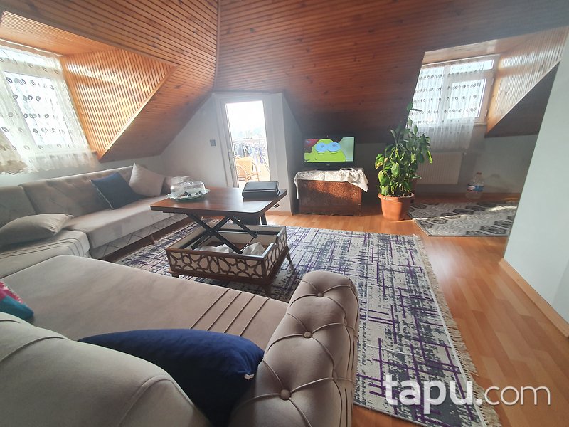 Maltepe Fındıklı'da Deniz Manzaralı 5+2 Çift Girişli Dubleks Daire