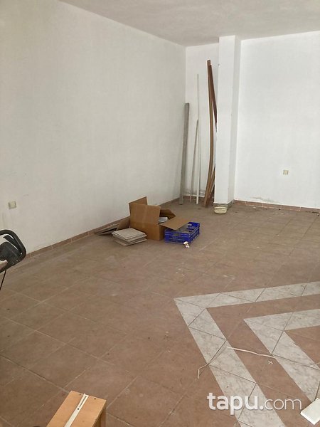 Muğla Marmaris Armutalan'da 70 m2 Dükkan