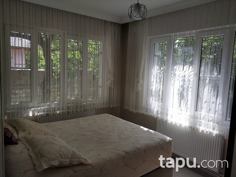 Konya Selçuklu Aydınlıkevler'de Bahçeli Müstakil Ev